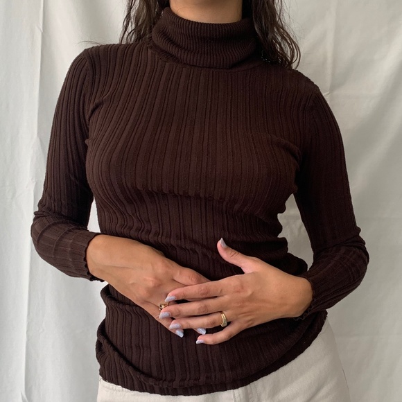 brown turtleneck sweater - Picture 1 of 2